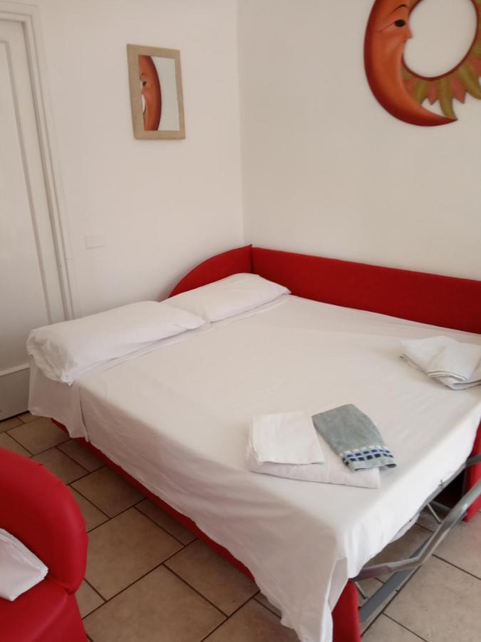 Holiday House Maurizio Formia Exterior photo