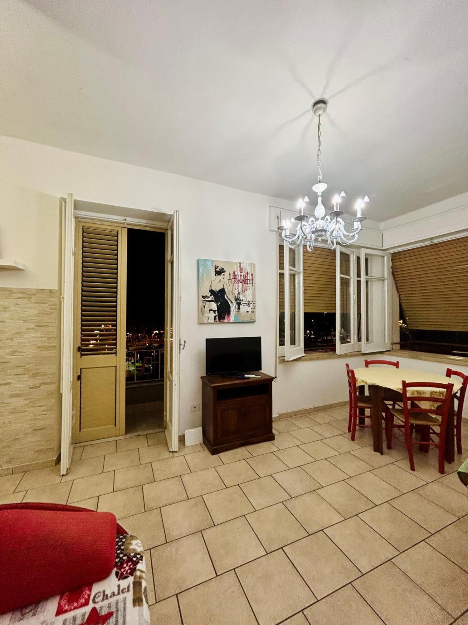 Holiday House Maurizio Formia Exterior photo